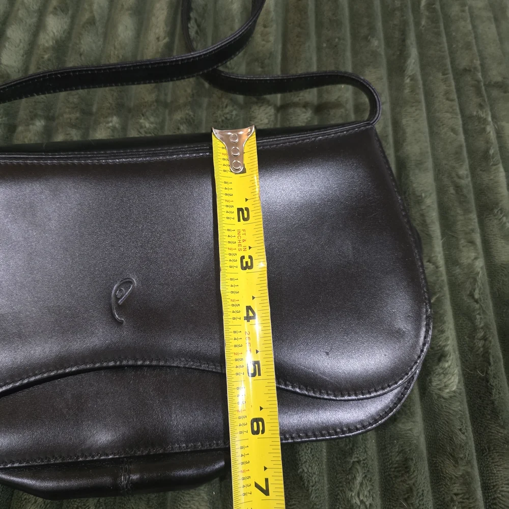 Classic Black Leather Crossbody Bag - Made In Italy